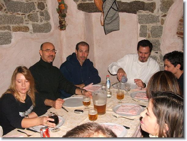 Clicca per scorrere le foto originali ingrandite