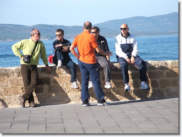 Clicca per scorrere le foto originali ingrandite