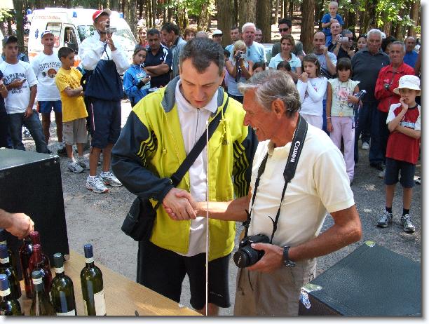 Clicca per scorrere le foto originali ingrandite