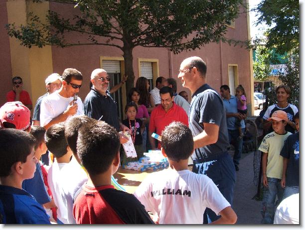 Clicca per scorrere le foto originali ingrandite