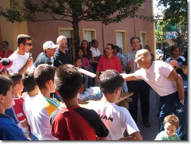 Clicca per scorrere le foto originali ingrandite