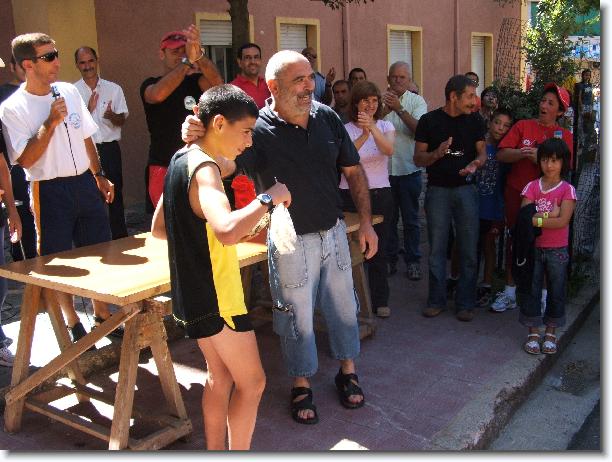 Clicca per scorrere le foto originali ingrandite