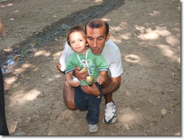 Clicca per scorrere le foto originali ingrandite