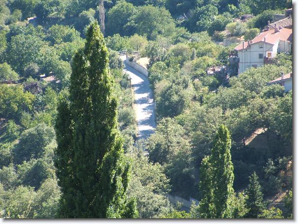 Clicca per scorrere le foto originali ingrandite
