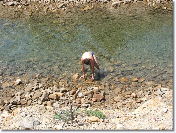 Clicca per scorrere le foto originali ingrandite